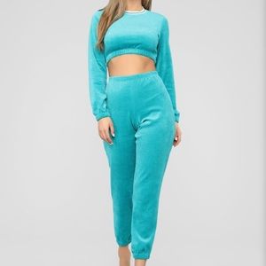 Size small fashion nova set color jade green